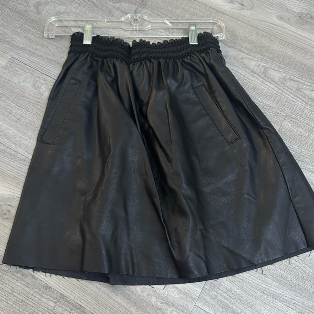 Zara Basics Leather skirt with pockets